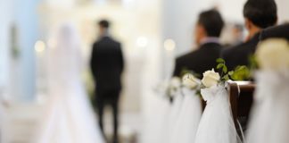 結婚式の平均費用11スタイル別！結婚を考えるカップルは必見！